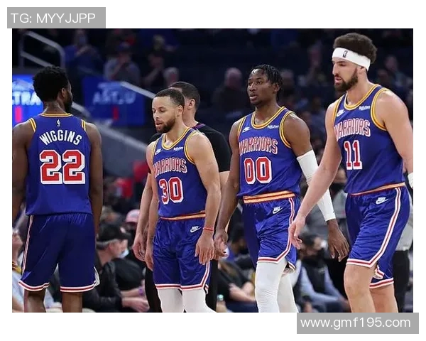 库里单核带队的经典教学JB伤停催生双新罗宾的战术解析